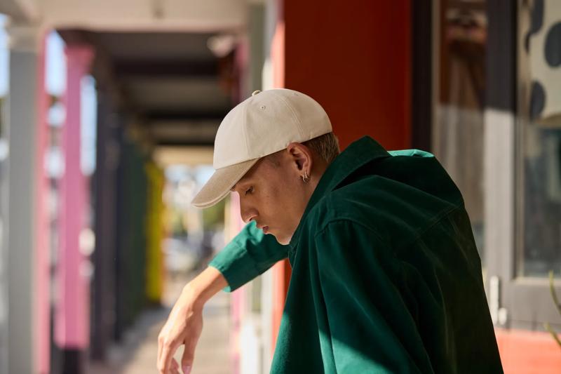 B673 Contrast Peak Low Profile Vintage Cap