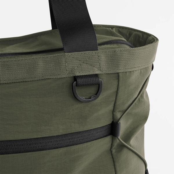 QD280 UrbanShift Tote