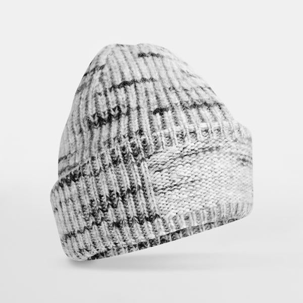 B330R Chunky Knitted Patch Beanie