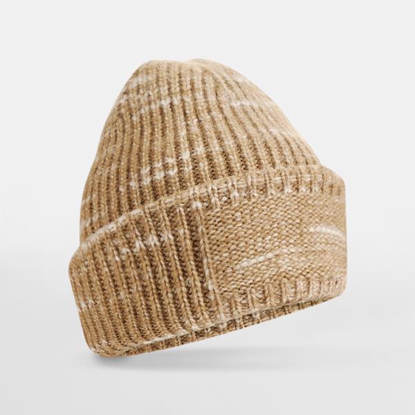 B330R Chunky Knitted Patch Beanie