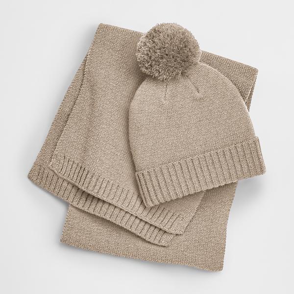 B401 Knitted Scarf and Beanie Gift Set
