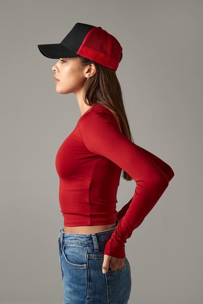 B640 Snapback Trucker