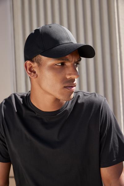 B644R Technical Mesh Trucker