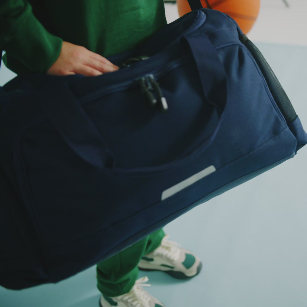 QD449 Academy Holdall