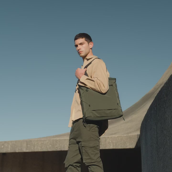 QD280 UrbanShift Tote