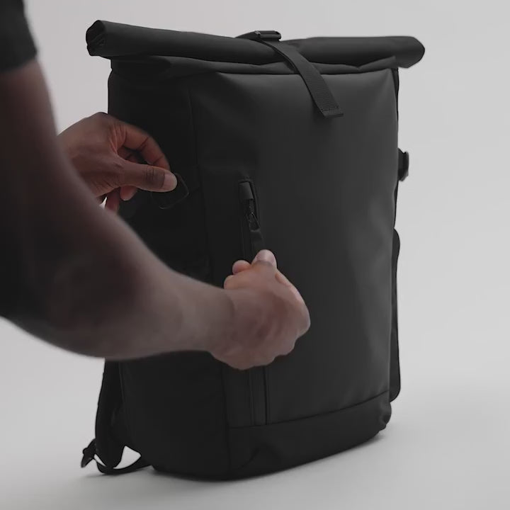 QD543 Zürich Roll-Top Backpack