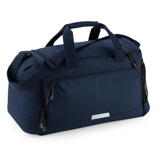 QD449 Academy Holdall