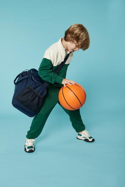 QD449 Academy Holdall