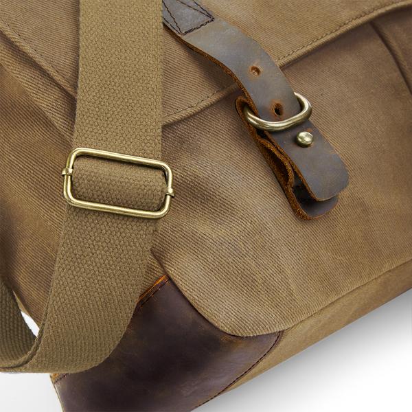 QD653 Heritage Waxed Canvas Messenger