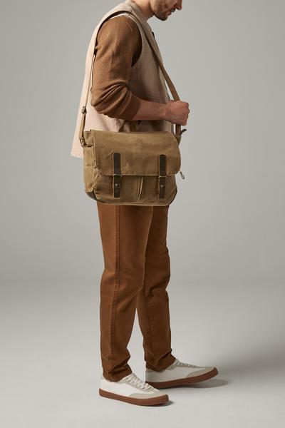 QD653 Heritage Waxed Canvas Messenger