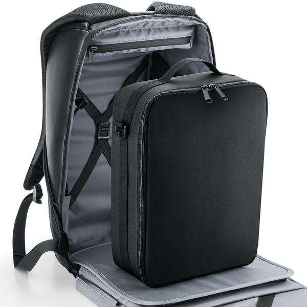 QD922 Padded Camera Organiser