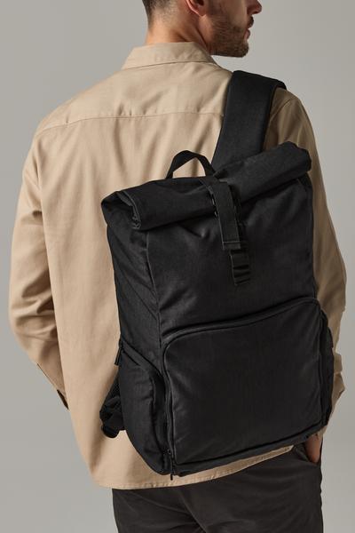 QD995 Q-Tech Charge Roll-Top Backpack