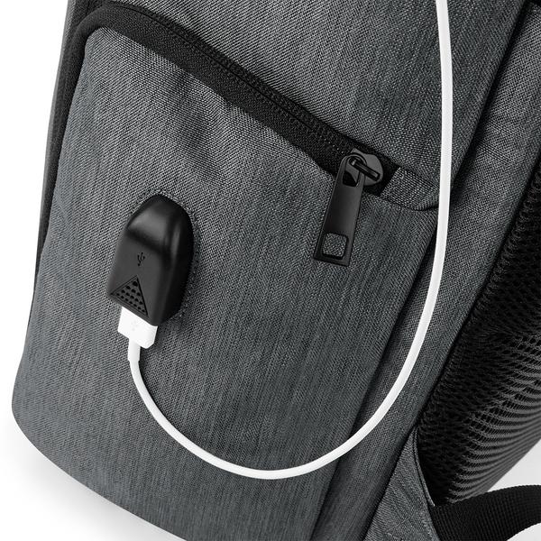 QD995 Q-Tech Charge Roll-Top Backpack