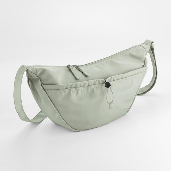 QS309 Studio Cross Body Bag