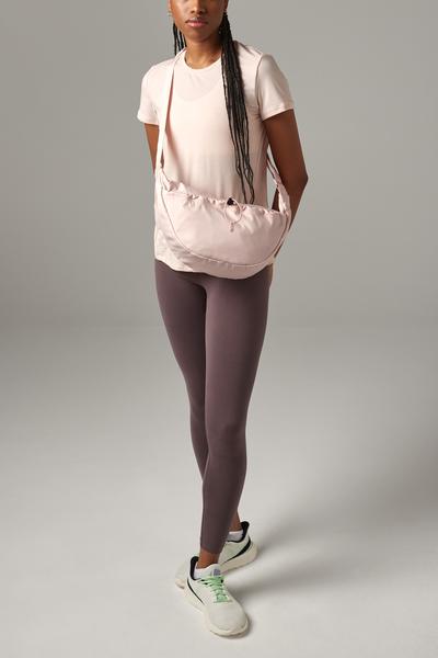 QS309 Studio Cross Body Bag
