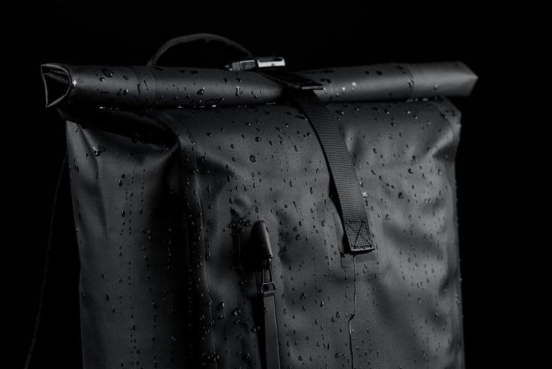 QS573 Waterproof Roll-Top Lite