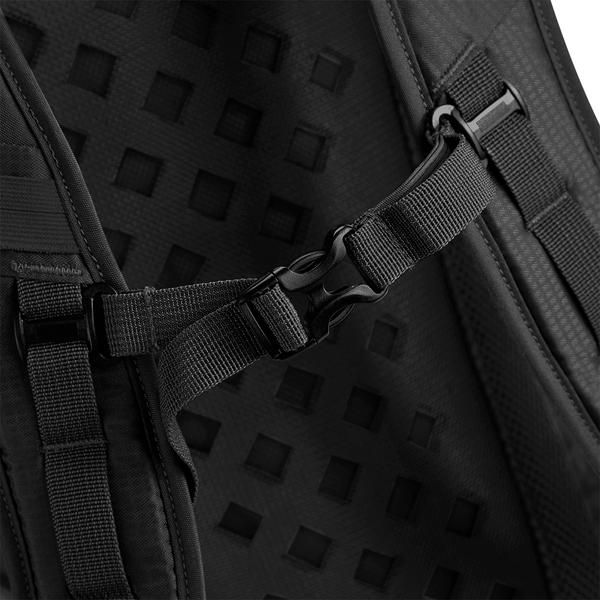 QX325 SLX®-Lite 25 Litre Daypack